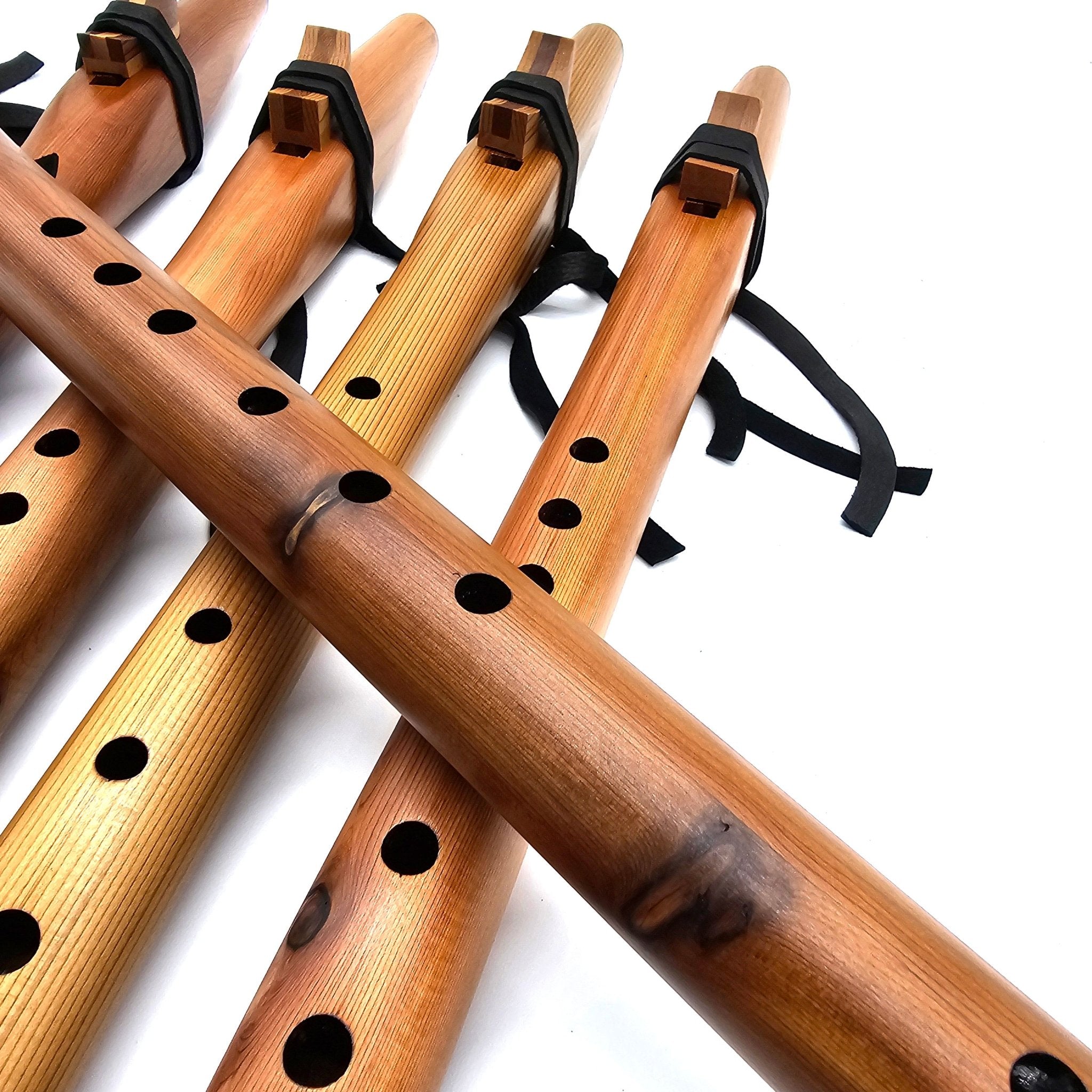 Knotty Basic Flute key of G - Natural Heartwood Cedar